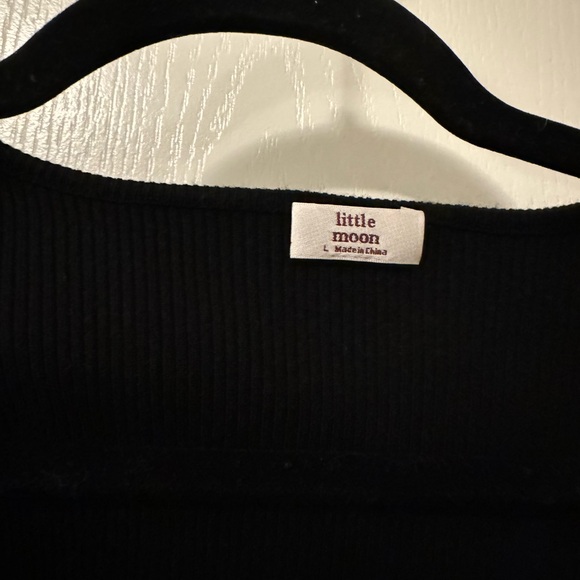 Aritzia Tie Top - Picture 2 of 2